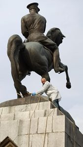 Atatürk Onur Anıtı Saldırı