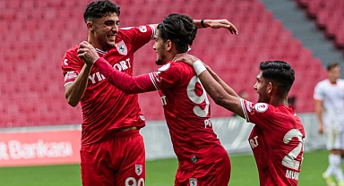 Samsunspor 4 Golle 5. Tur'da