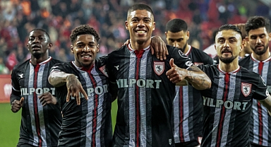 Samsunspor Şampiyonluğa Koşuyor