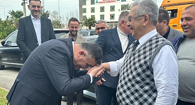 AK Parti Çarşamba Belediye Başkan Adayı Ender Gür'den Vefa Turu