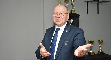 CHP Adayı Murat Şenel'den İYi Parti Adayı Necattin Demirtaş'a: Hafızası Yerine Geldi