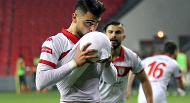 Samsunsporlu Eski Oyuncu Trabzonspor'u Yıktı