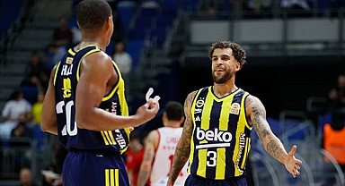 Fenerbahçe Beko, Lige Galibiyetle Başladı: Karşıyaka'yı Evinde Devirdi!