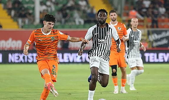 Wilfred Ndidi Beşiktaş Formasıyla Beklentilerin Altında Kaldı